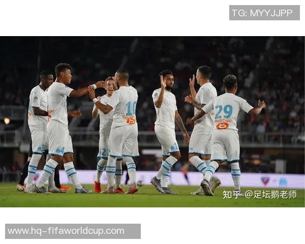 足球明星赛事成绩查询平台助你轻松了解球员表现与历史数据 足球明星赛事成绩查询平台助你轻松了解球员表现与历史数据